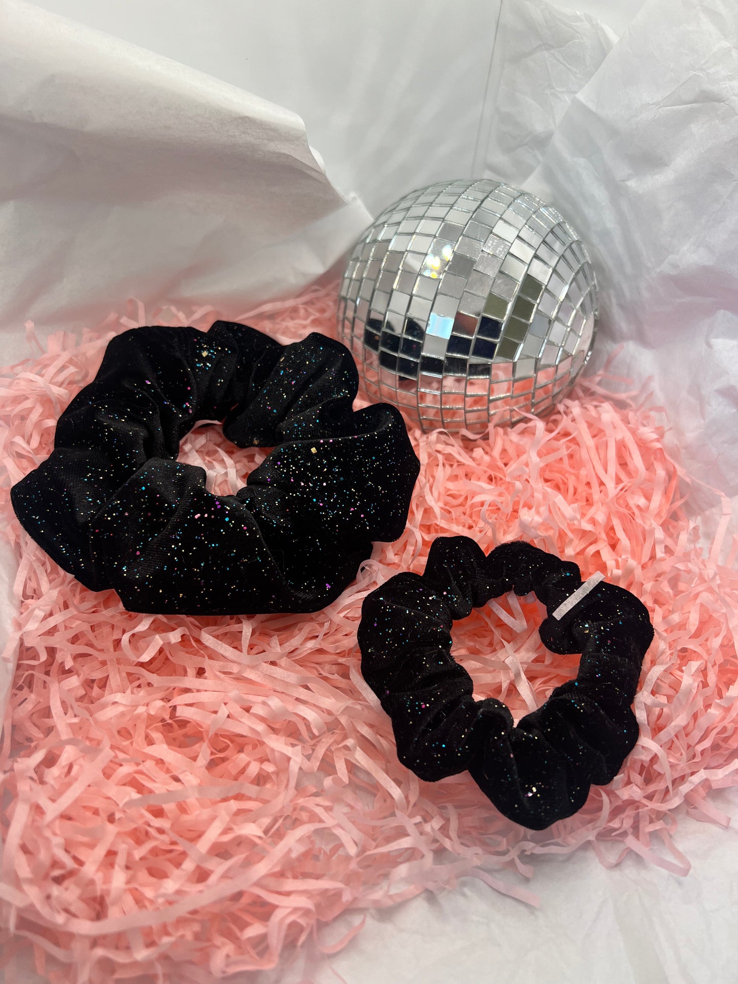 Scrunchie | Velvet Multicolor Speckle Black