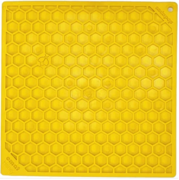 Honeycomb Lick Mat (Sodapup)